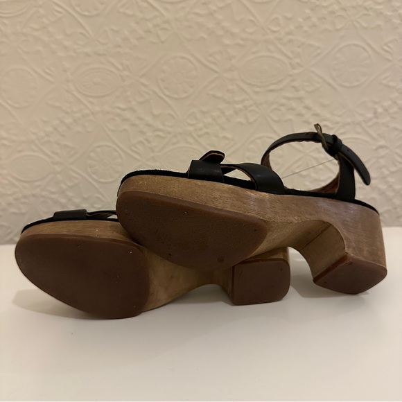 Rachel Comey Platform Sandal Clogs, Black with Buckle Detail, Size 6 - Picture 7 of 7